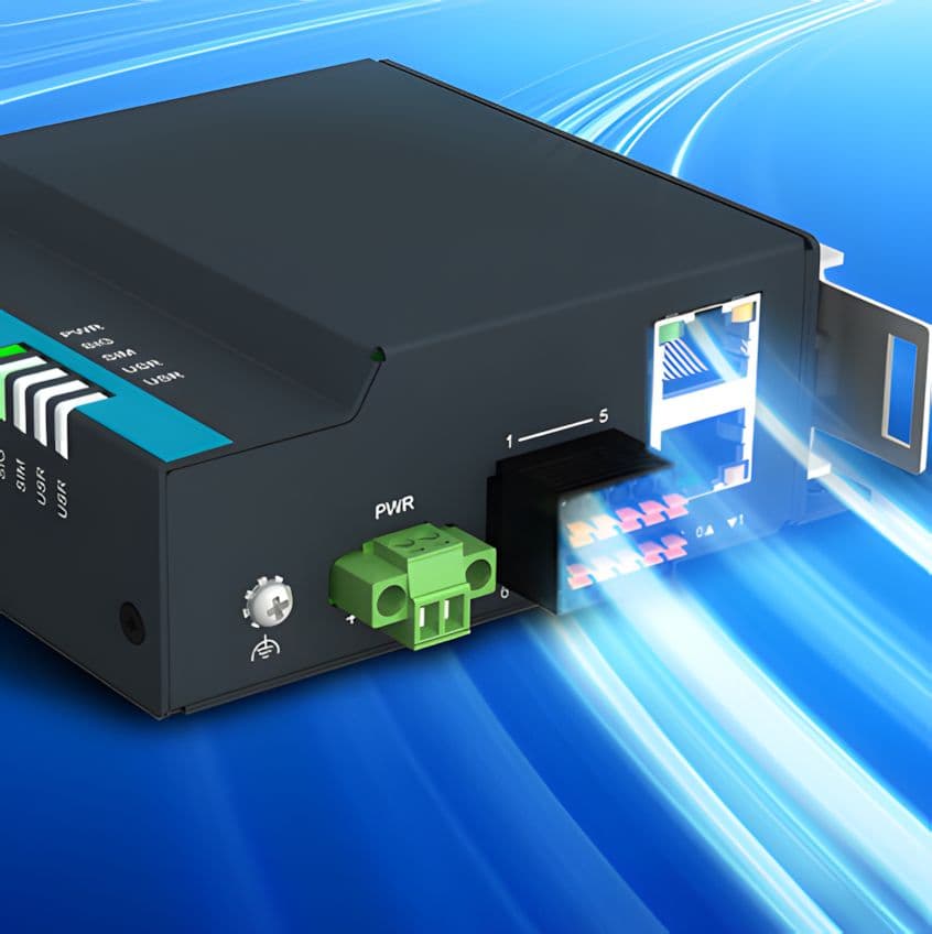 Laptop industrial robusta marca Advantech en una misión del ejercito mexicano